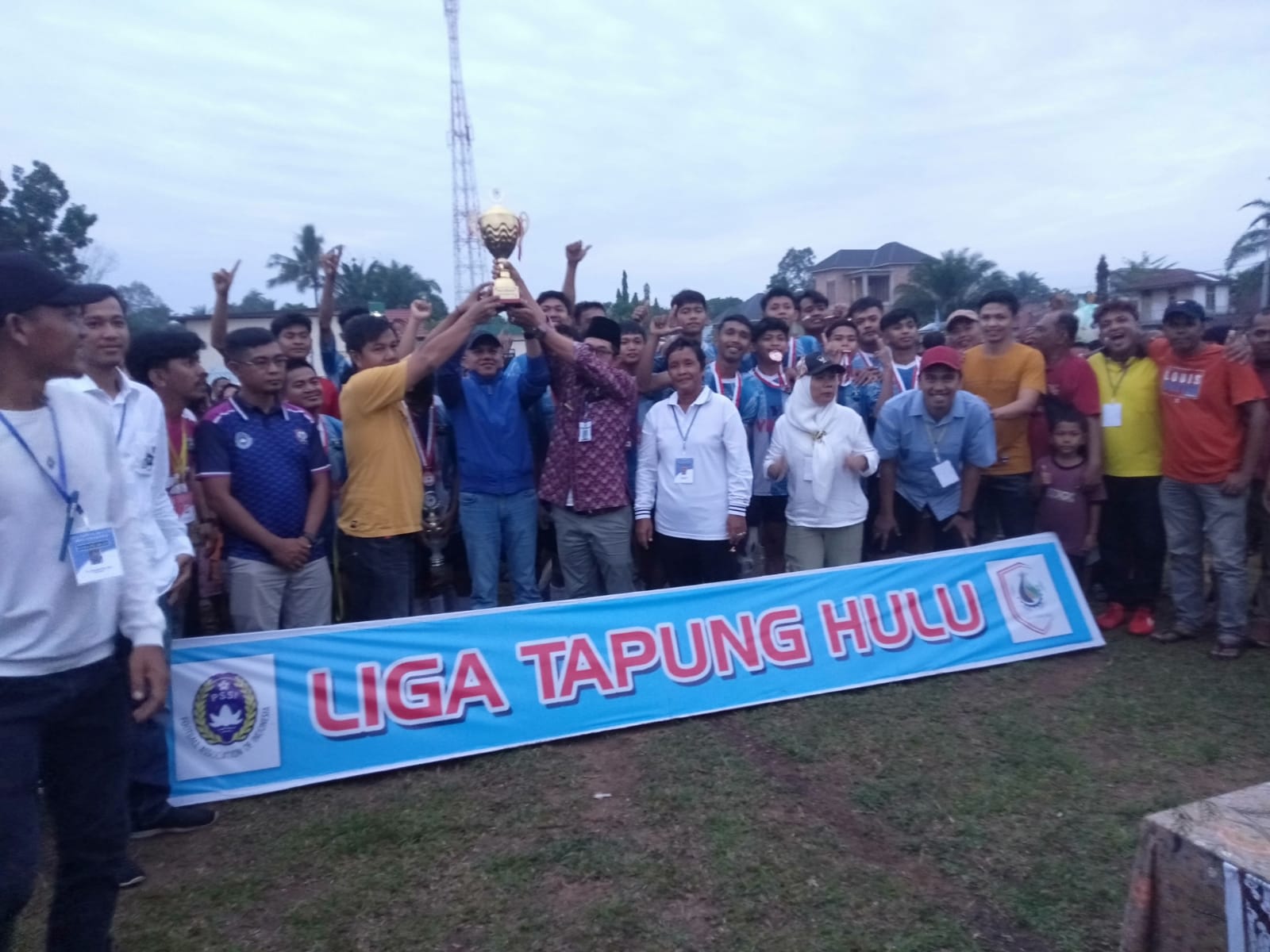 Tim Desa Sukaramai Pasar Lama Juara Liga Tapung Hulu Putaran II